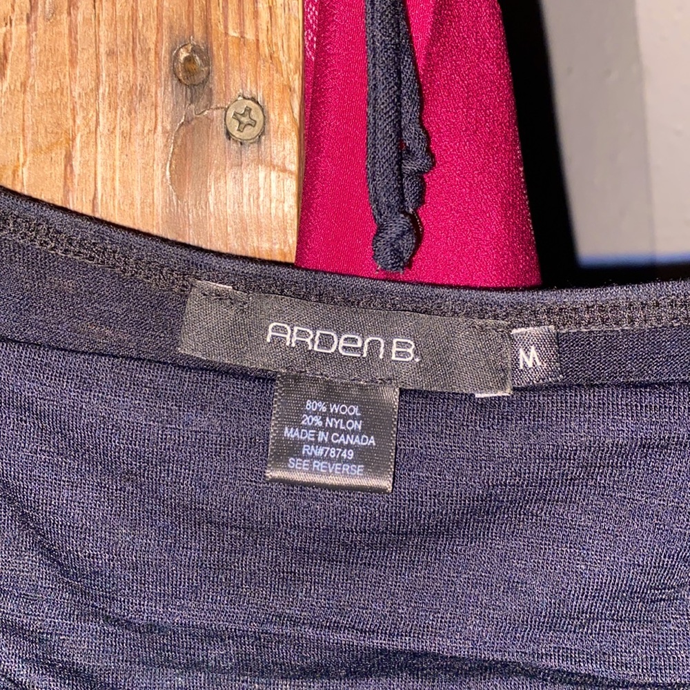 Arden B Blouse Medium Black - Picture 2 of 2